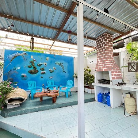 Nelyza'S Suites & Adventure Puerto Ayora  Ngoại thất bức ảnh